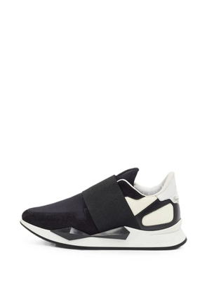 Givenchy Pre-Owned slip-on sneakers - Black