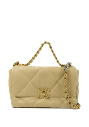 CHANEL Pre-Owned small Chanel 19 Diamond-quilted shoulder bag - Neutrals
