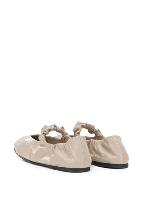 Miu Miu crinkled-leather ballet flats - Neutrals