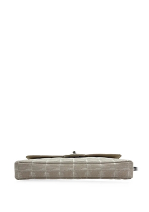 CHANEL Pre-Owned Chocolate Bar shoulder bag - Neutrals
