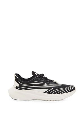APL: ATHLETIC PROPULSION LABS mesh toggle-fastening sneakers - Black