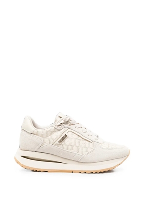 GUESS USA logo-print suede-panel sneakers - Neutrals
