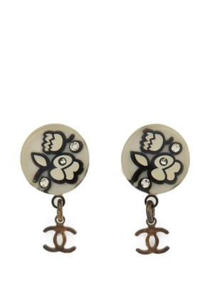 CHANEL Pre-Owned CC drop earrings - Black