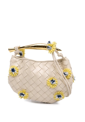 Bottega Veneta Pre-Owned 2012-2026 Baby Lambskin Intrecciato Floral Sardine satchel - White