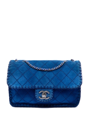 CHANEL Pre-Owned 2012-2013 Medium CC Quilted Suede Whipstitch Single Flap shoulder bag - Blue
