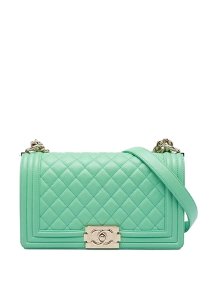 CHANEL Pre-Owned 2019 Old Medium Quilted Calfskin Boy Flap crossbody bag - Green