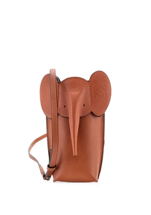 Loewe Pre-Owned Elephant Pocket Leather crossbody bag - Brown