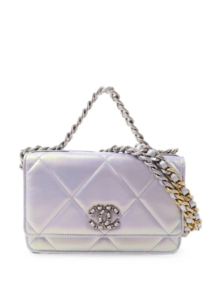 CHANEL Pre-Owned 19 quilted leather shoulder bag - Purple