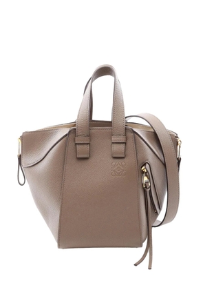 Loewe Pre-Owned 2010-2026 Soft Grained Calfskin Compact Hammock Bag satchel - Grey