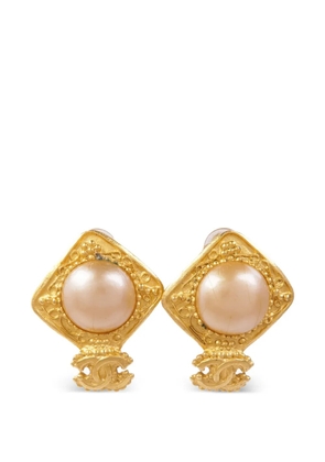 CHANEL Pre-Owned CC logo earrings - Gold