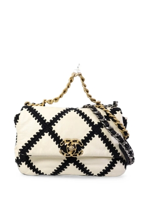 CHANEL Pre-Owned Chanel 19 shoulder bag - Neutrals