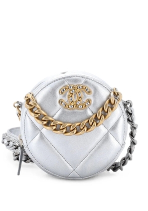 CHANEL Pre-Owned 19 Round with Chain Quilted Leather clutch bag - Silver
