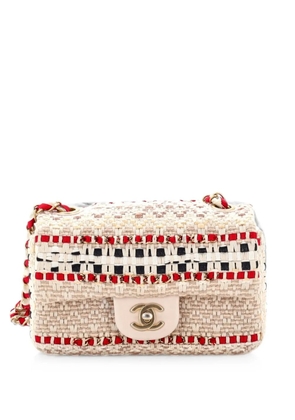 CHANEL Pre-Owned Classic Single Flap Bag Woven Cotton and Raffia Mini crossbody bag - Neutrals