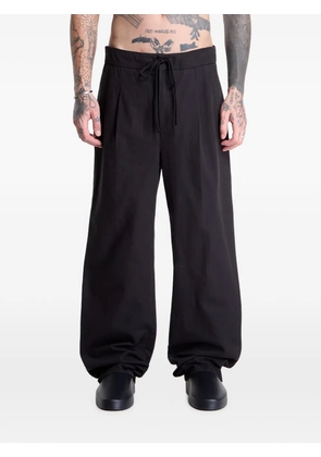 FEAR OF GOD ESSENTIALS pleat-front drawstring trousers - Black