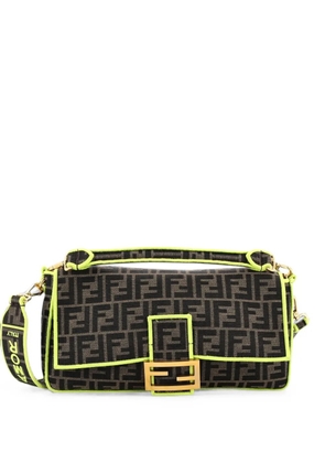 Fendi Pre-Owned Baguette NM Bag Zucca Canvas Large shoulder bag - Green