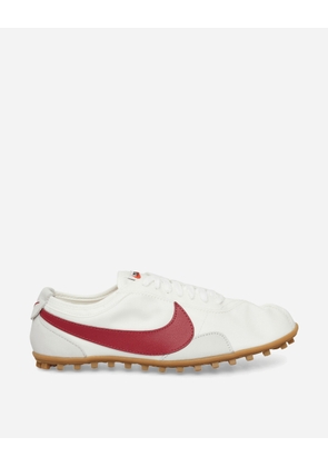 Women s Moon Shoe Sneakers Summit White / Team Crimson