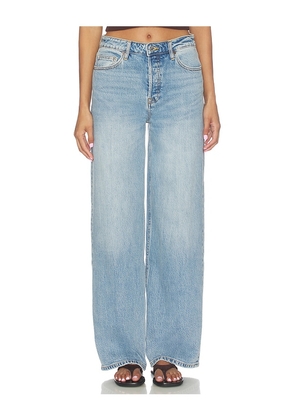 Good American Vintage High Wide Jeans in Blue. Size 00. Also in 0, 2, 4, 6, 10, 12, 14, 16.