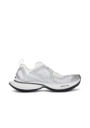 Balenciaga Circuit Sneaker in White & Silver - White. Size 45 (also in ).
