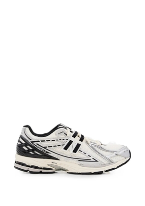 New Balance 1906R panelled mesh sneakers - White