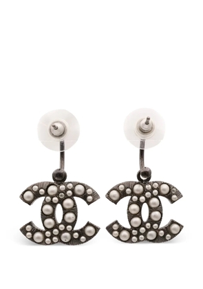 CHANEL Pre-Owned CC faux-pearl earrings - Black