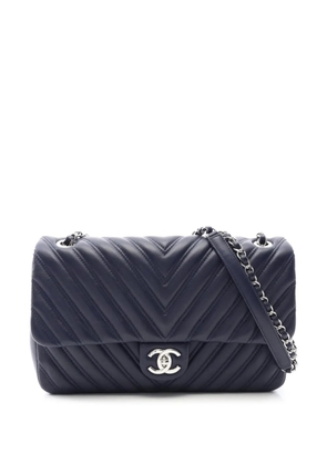 CHANEL Pre-Owned 2015-2016 Jumbo CC Chevron Lambskin Single Flap shoulder bag - Blue