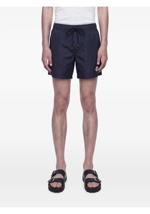 Moncler logo-patch drawstring swim shorts - Blue