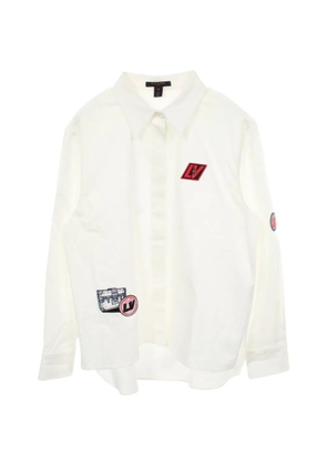 Louis Vuitton Pre-Owned 2010s logo-patch shirt - White
