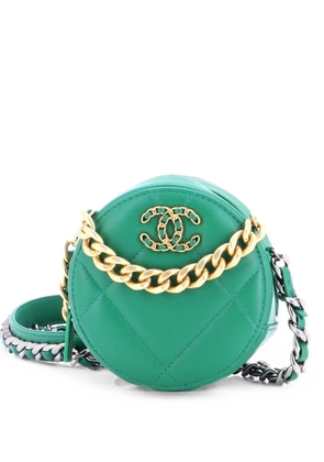 CHANEL Pre-Owned 19 Round with Chain Quilted Leather clutch bag - Green