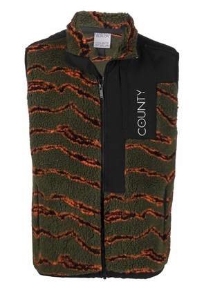 COUNTY OF MILAN camouflage-print pile zipped gilet - Green
