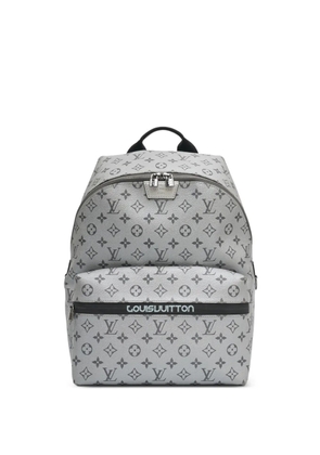 Louis Vuitton Pre-Owned x Kim Jones 2018 Apollo Monogram Reflect backpack - Grey