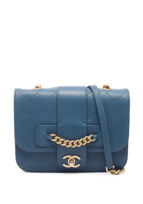 CHANEL Pre-Owned 2017-2018 Matelassé Caviar shoulder bag - Blue