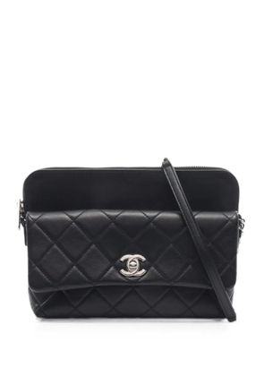 CHANEL Pre-Owned 2017-2018 Matelassé chain shoulder bag - Black