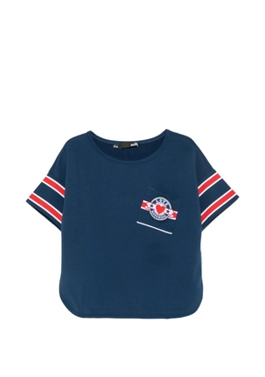Love Moschino logo-patch striped-sleeve T-shirt - Blue