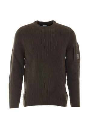 C.P. Company ribbed-knit logo-patch sweater - Brown