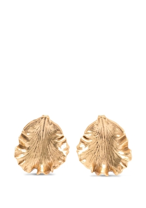 Cult Gaia Iris Leaf hammered earrings - Gold
