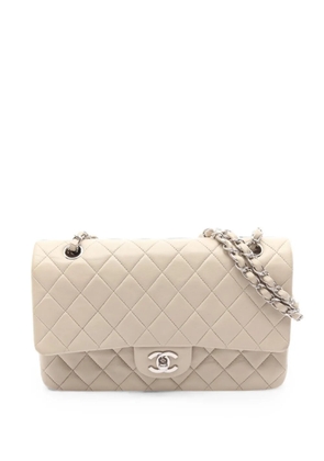 CHANEL Pre-Owned 2000-2002 Classic Flap shoulder bag - Neutrals