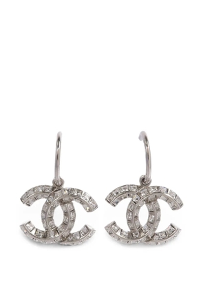 CHANEL Pre-Owned CC crystal-embellished earrings - Silver