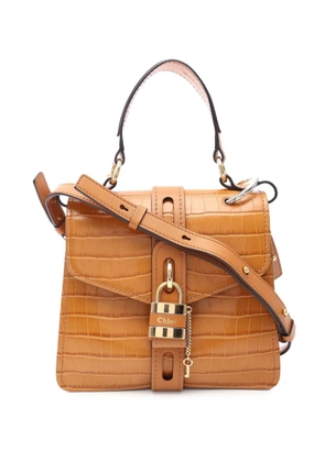 Chloé Pre-Owned 2010-2026 Crocodile Embossed Aby satchel - Brown