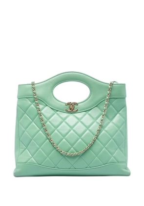 CHANEL Pre-Owned 2021-2026 Small Quilted Shiny Lambskin 31 Shopping Bag satchel - Green