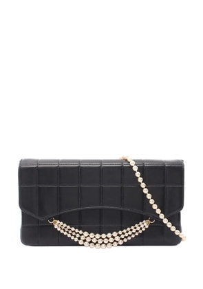 CHANEL Pre-Owned 2002-2003 Chocolate Bar Lambskin Pearl Chain Flap shoulder bag - Black