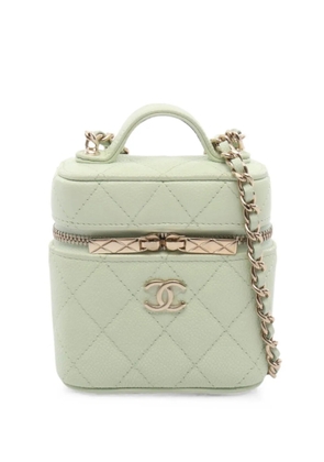 CHANEL Pre-Owned 2021-2022 Matelassé caviar skin shoulder bag - Green