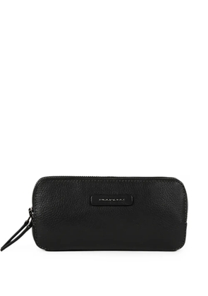 PIQUADRO pebbled logo-plaque clutch bag - Black