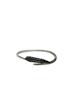 Dagvin Feather Bracelet