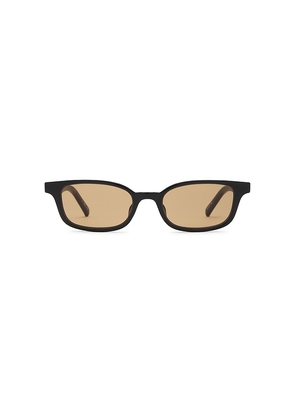 Le Specs Echelon Sunglasses in Black.