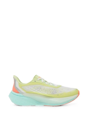 Under Armour Velociti Distance sneakers - White