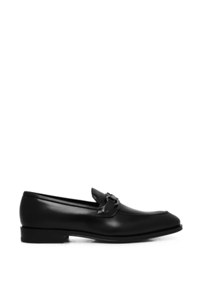 Ferragamo Gancini-buckle leather loafers - Black