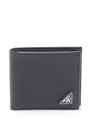 Prada Pre-Owned 2020s Saffiano-leather triangle bi-fold wallet - Black