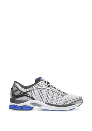 Saucony ProGrid Paramount mesh-panel sneakers - White