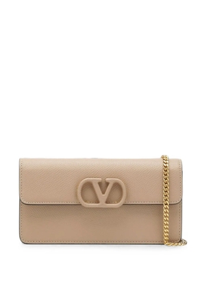 Valentino Garavani VLogo Signature leather clutch bag - Neutrals