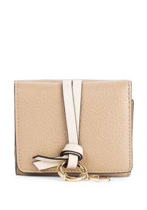 Chloé small Alphabet trifold leather wallet - Neutrals
